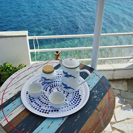 Fisherman's Kalamakia