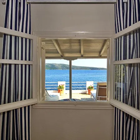 Fisherman's Kalamakia