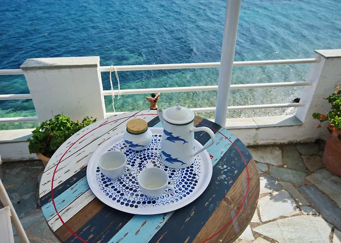 Fisherman's Kalamakia